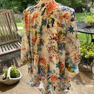JELLA COUTURE KIMONO FLORAL SIZE LARGE